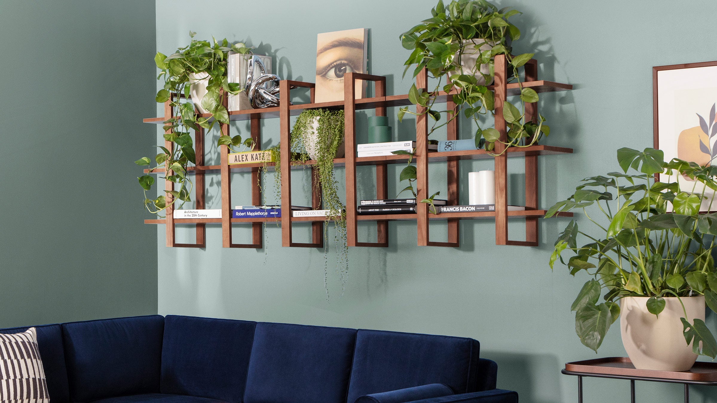 Index-Lifestyle_3-Wide-Walnut_46259d4a-a98b-4470-8cd7-9ca29a6bc0f8.jpg